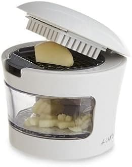 Lakeland Garlic Cutter, Interchangeable Stainless Steel Blades, Diameter 8 cm