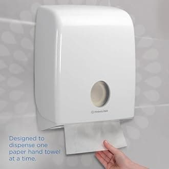 Kleenex Ultra Interfold Hand Towels 6710-3 Ply V Fold Paper Towels - 15 Packs x 96 Paper Hand Towels (1,440 total)