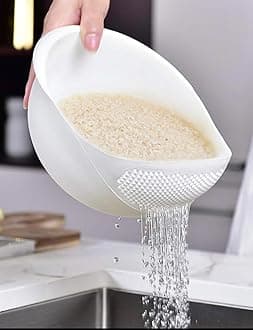 2-In-1 Rice Strainer, Beans Washer Strainers and Colanders - Washing Bowl for Vegetables and Fruits (white)